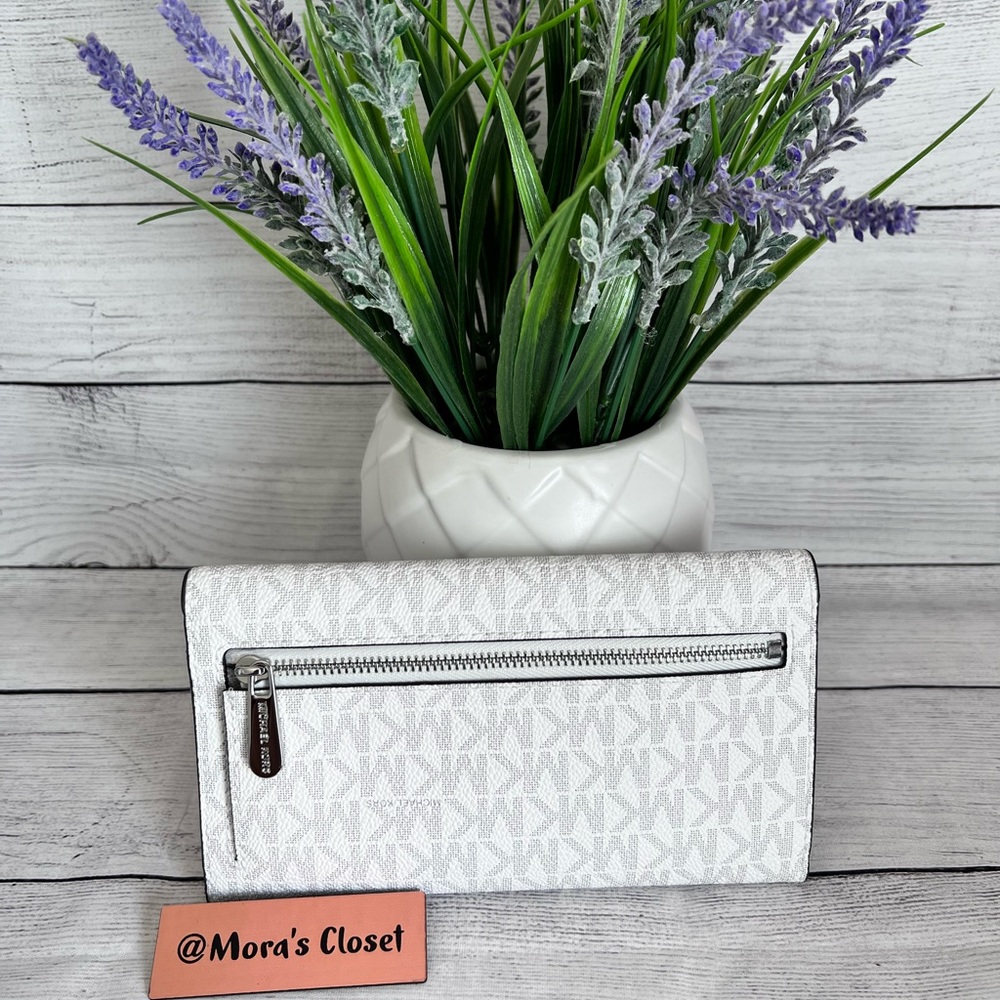 🦋Michael Kors Trifold Wallet - Picture 2 of 7